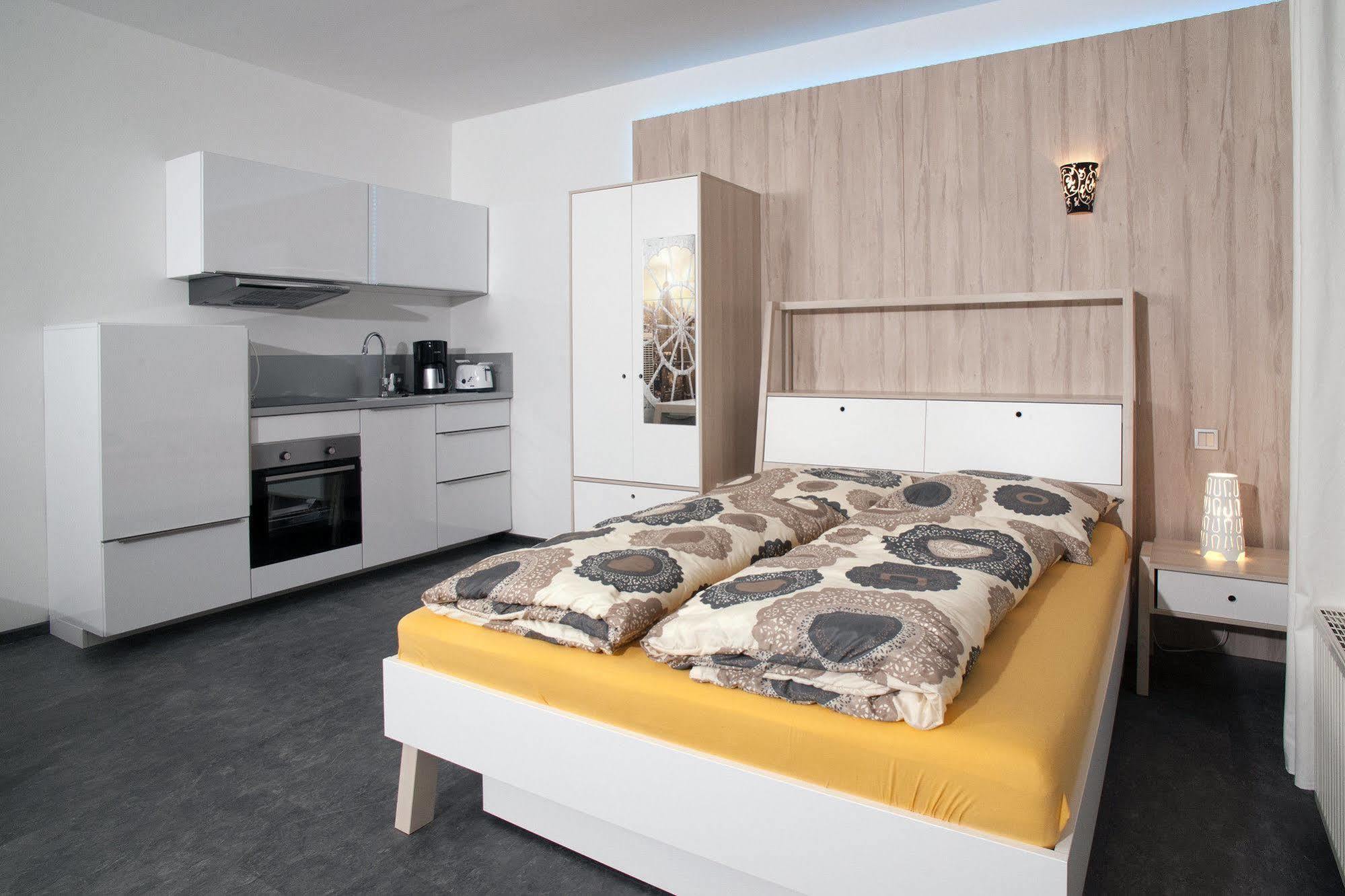 Designpension Idyll Nr2 Hotel Garni 베르니게로데 외부 사진